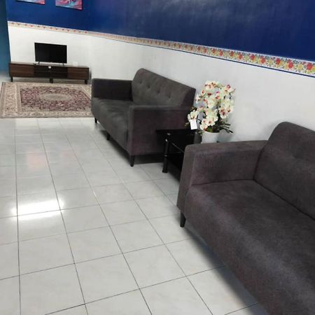 Mylittle Homestay 탄중 말림 외부 사진