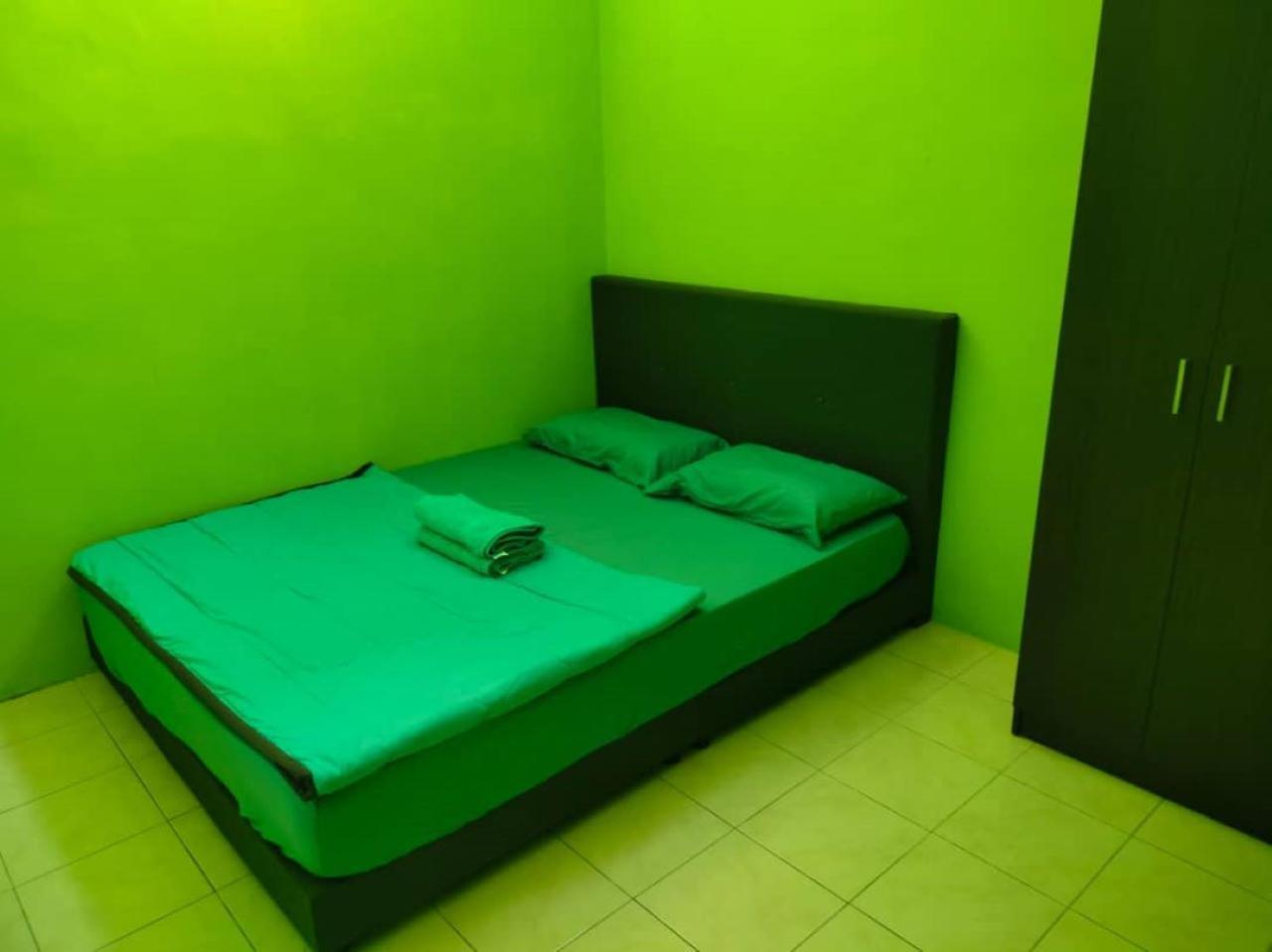 Mylittle Homestay 탄중 말림 외부 사진